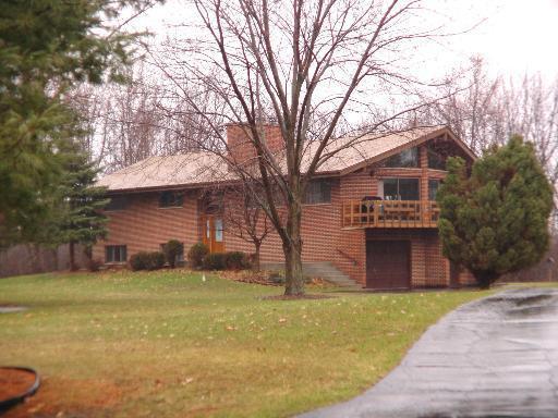 3295 Middlesax Dr., Long Grove, IL 60047