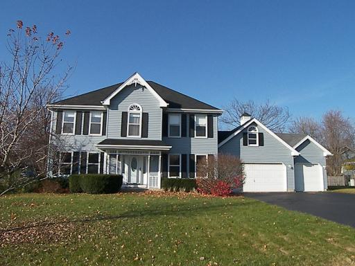 90 Decker Dr., Cary, IL 60013