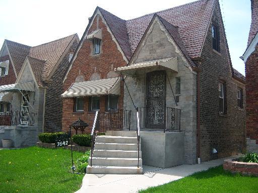 7642 S Damen Ave., Chicago, IL 60620