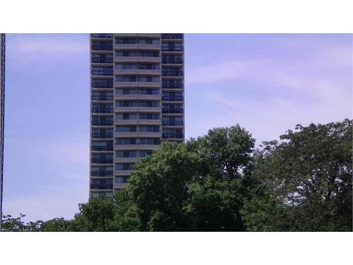 3470 N Lake Shore Dr. #12A, Chicago, IL 60657