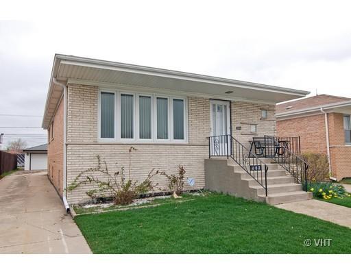 402 Saginaw Ave., Calumet City, IL 60409
