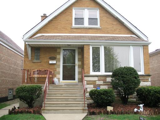 5718 S Moody Ave., Chicago, IL 60638