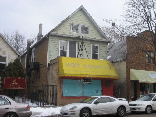 2314 W Roscoe St., Chicago, IL 60618