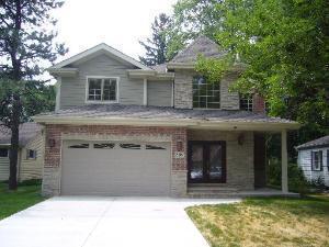 806 S Grove Ave., Barrington, IL 60010