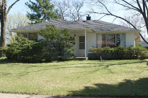 4200 Peacock Ct., Rolling Meadows, IL 60008