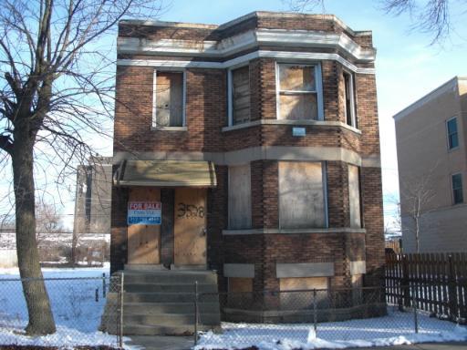 3528 W Carroll Ave., Chicago, IL 60624