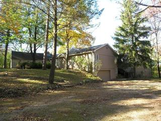 600 Plumtree Rd., Barrington Hills, IL 60010