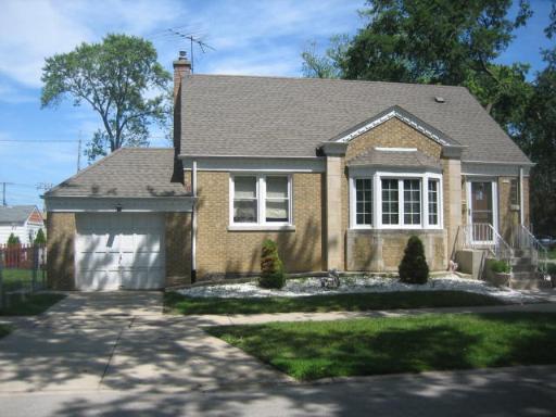 1641 Ash St., Des Plaines, IL 60018