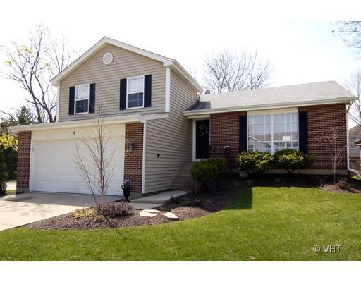 2 Ironwood Ct., Streamwood, IL 60107