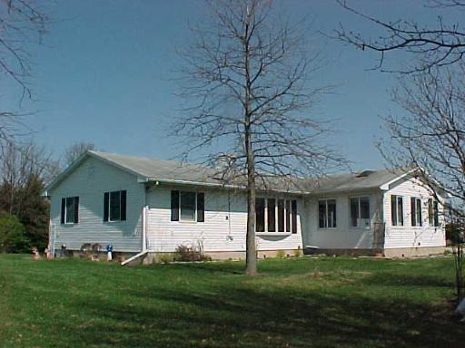 404 Atkinson Rd., Harmon, IL 61042