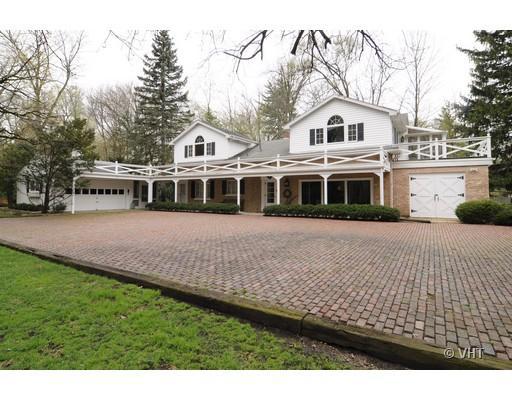 948 Crescent Blvd., Glen Ellyn, IL 60137