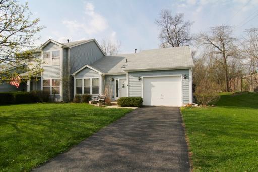 398 Chaparral Cir., Elgin, IL 60120