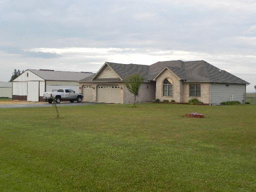 3085 W Cottage Hill Rd., Paw Paw, IL 61353