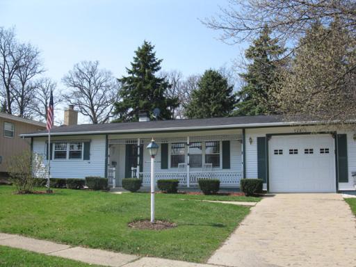 4411 Ashley Dr., Mchenry, IL 60050
