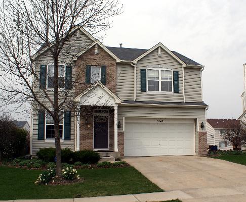 2140 Lotus Dr., Round Lake Heights, IL 60073