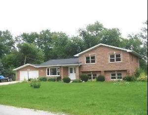 10235 Charles St., Palos Hills, IL 60465