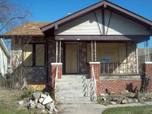 842 W 111th St., Chicago, IL 60643