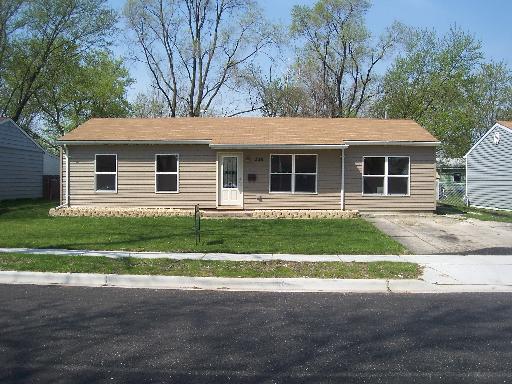 338 Macon Ave., Romeoville, IL 60446