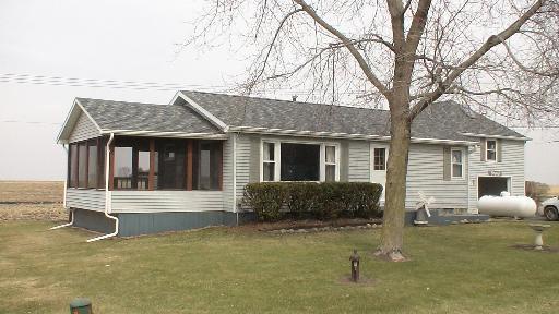 5899 W Clare Rd., Clare, IL 60111