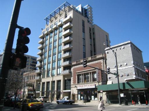 744 N Clark Rd. #405, Chicago, IL 60654