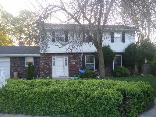 1070 Polly Ct., Elgin, IL 60120
