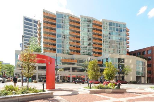 1580 Sherman Ave. #1204, Evanston, IL 60201