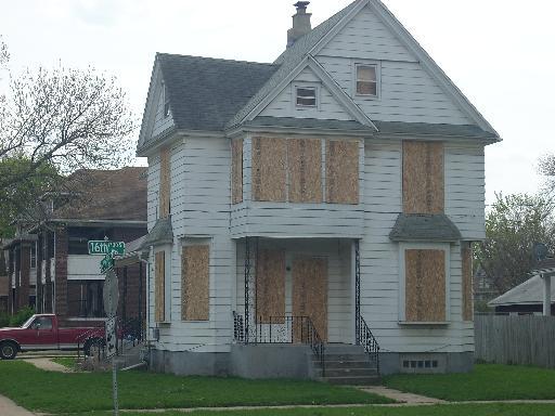 927 16th St., Rockford, IL 61104