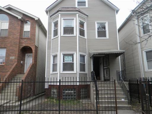 8222 S South Shore Dr., Chicago, IL 60617