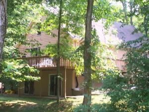 40 Catalina Dr., Putnam, IL 61560