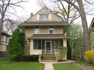 117 Broadway Ave., Wilmette, IL 60091