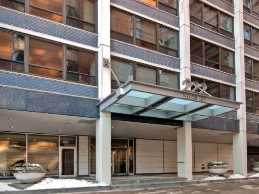 222 E Pearson St. #204, Chicago, IL 60611