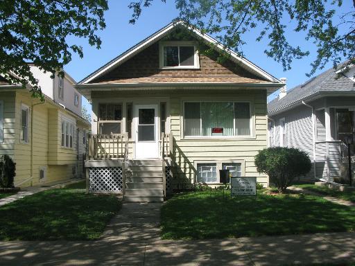 5736 W Wilson Ave., Chicago, IL 60630
