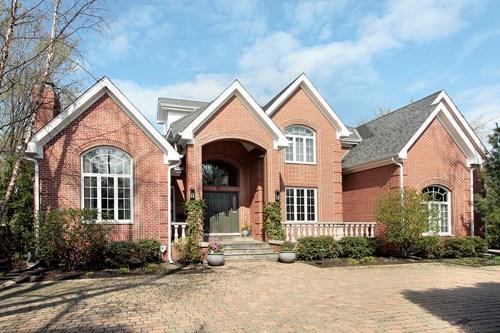 98 Locust Rd., Winnetka, IL 60093
