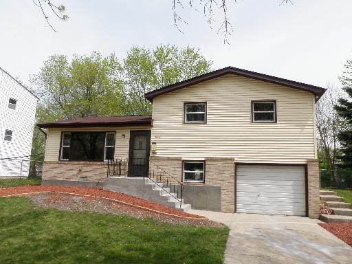 18961 Birch Ave., Country Club Hills, IL 60478
