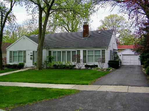1250 Douglas Ave., Flossmoor, IL 60422