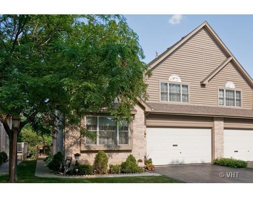 323 Regal Ct., Clarendon Hills, IL 60514