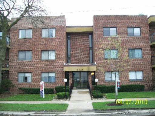 3825 W Devon Ave. #305, Chicago, IL 60659