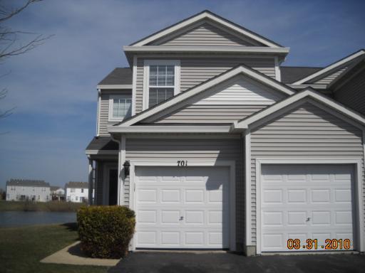 701 Wedgewood Cir., Lake In The Hills, IL 60156