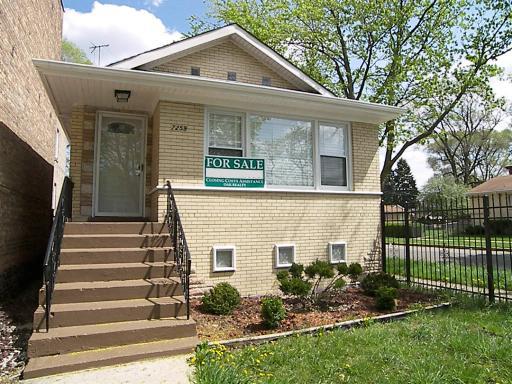 7259 S Washtenaw Ave., Chicago, IL 60629