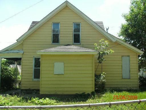 1063 School St., Rockford, IL 61101