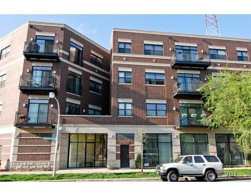 3028 W Roscoe St. #406, Chicago, IL 60618