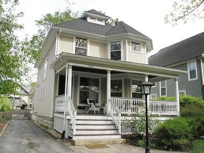 125 S Madison Ave., La Grange, IL 60525