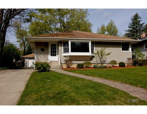 246 Spring Ave., Glen Ellyn, IL 60137