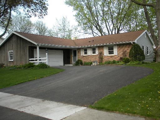 1126 Stafford St., Dekalb, IL 60115