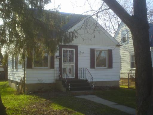 14924 E Riverside Drive Ave., Harvey, IL 60426