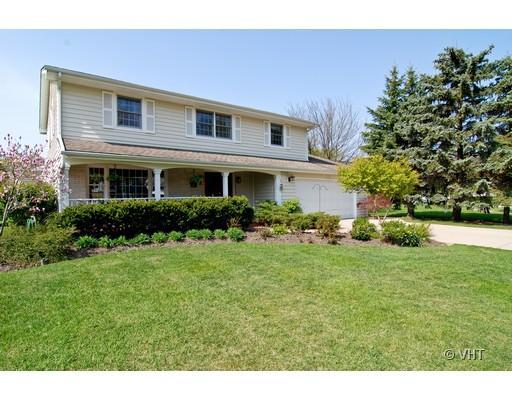 1680 Longvalley Ct., Northbrook, IL 60062