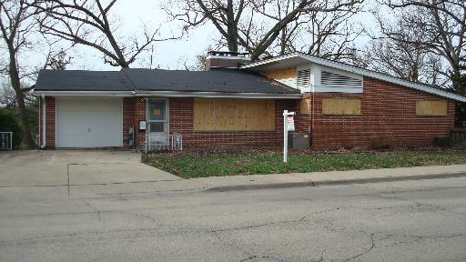675 Linden Ave., Elgin, IL 60120