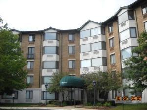470 N Fawell Blvd. #219, Glen Ellyn, IL 60137