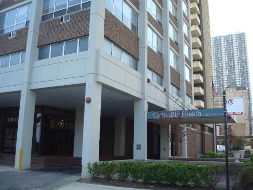 6171 N Sheridan Rd. #2012, Chicago, IL 60660