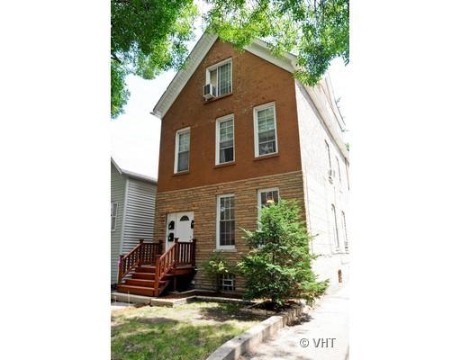 3915 N Hermitage Ave., Chicago, IL 60613